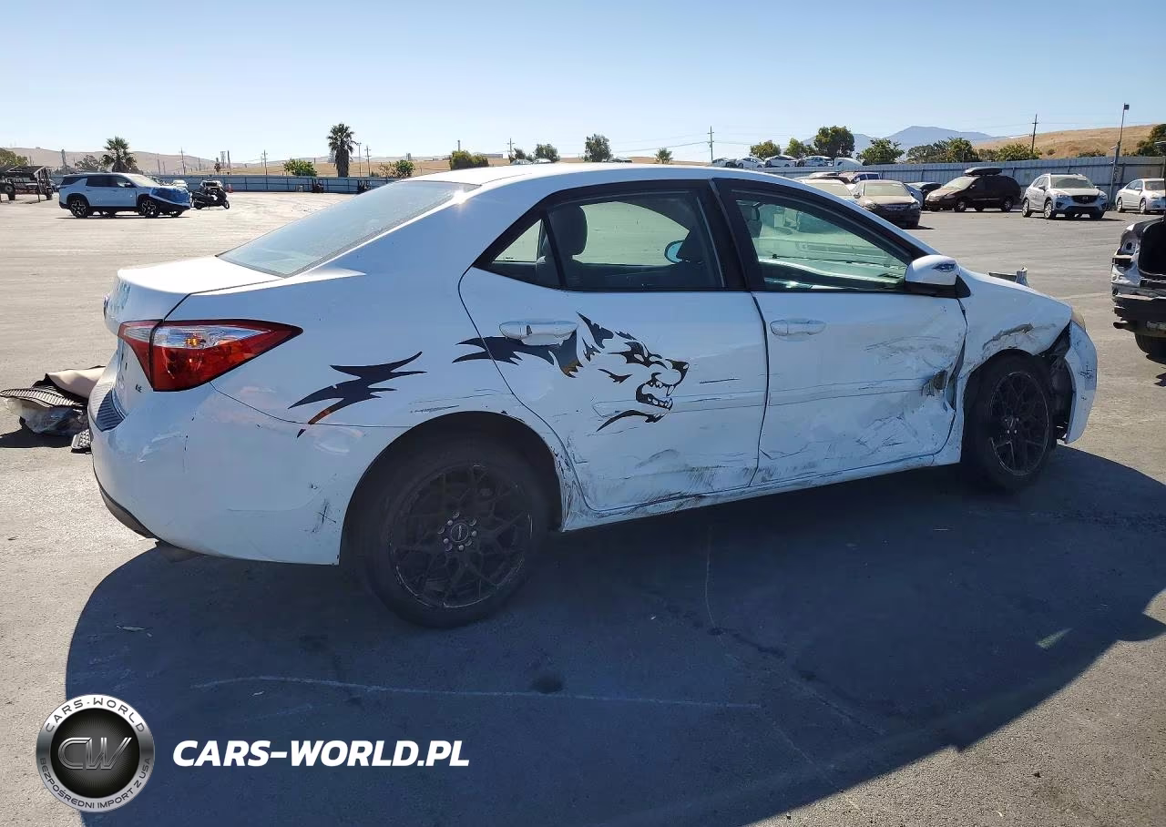 2016 Toyota Corolla Le VIN:5YFBURHE5GP488119 - 3