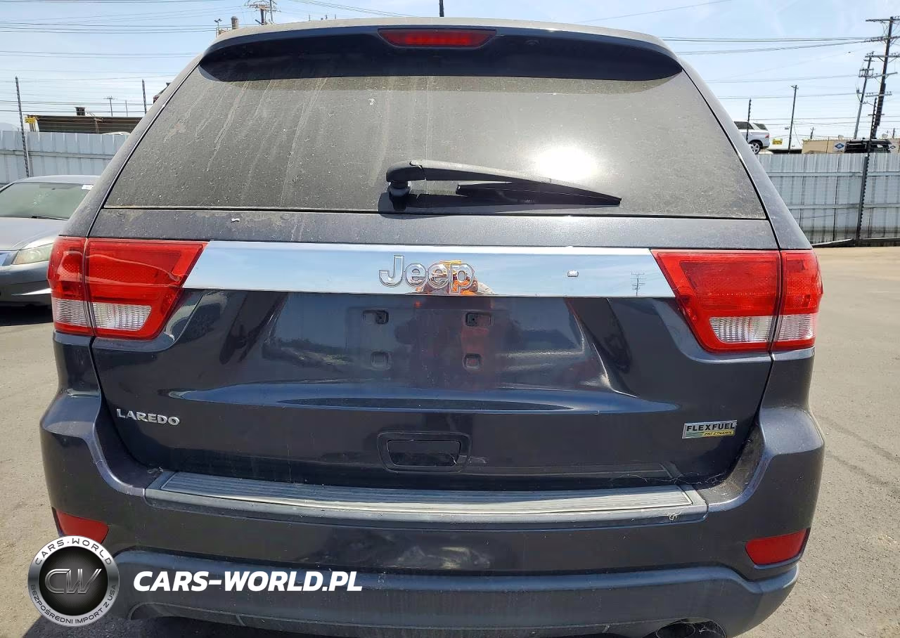 2013 Jeep Grand Cherokee Laredo VIN:1C4RJEAG4DC648569 - 6