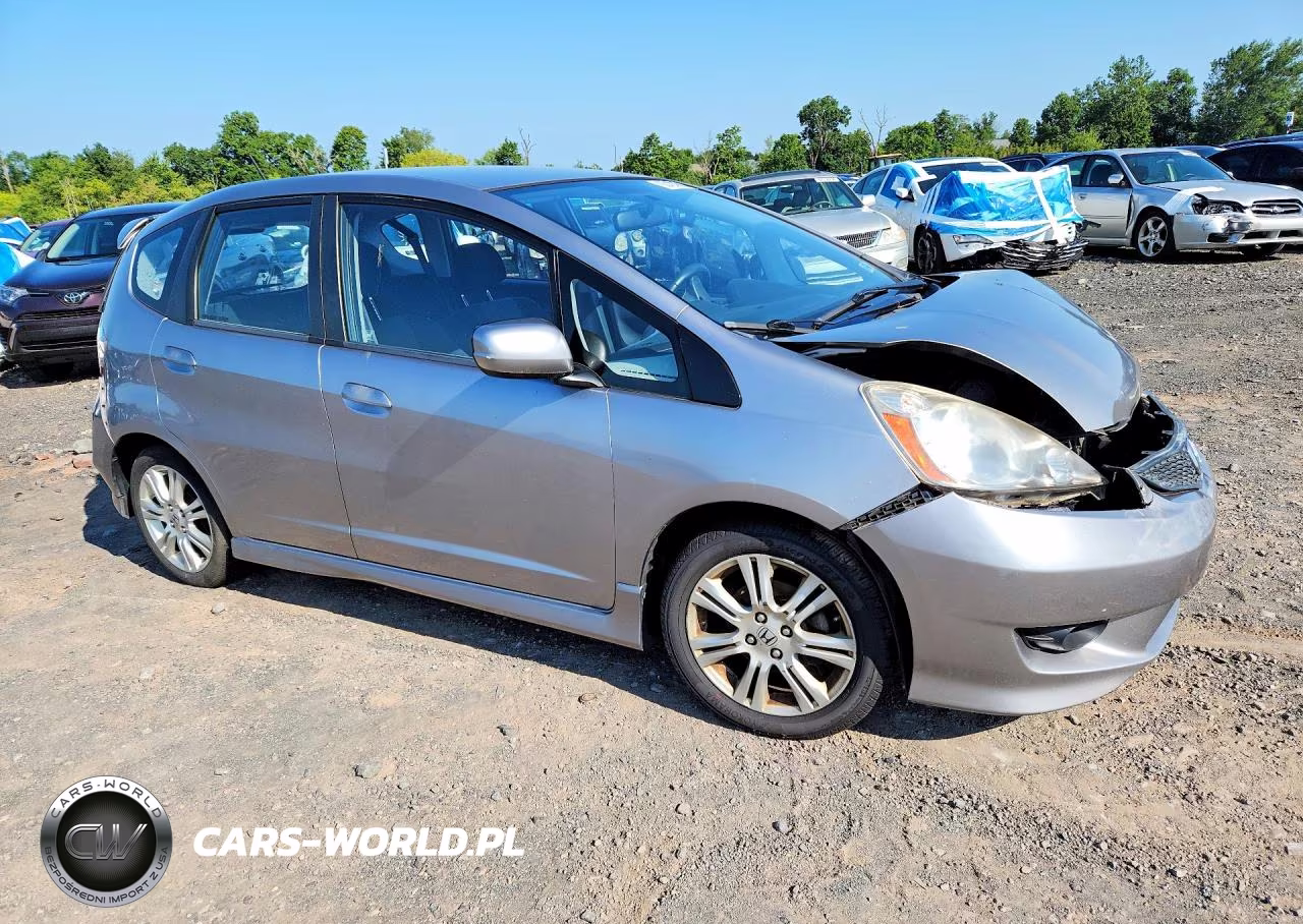2009 Honda Fit Sport VIN:JHMGE87439S024171 - 4