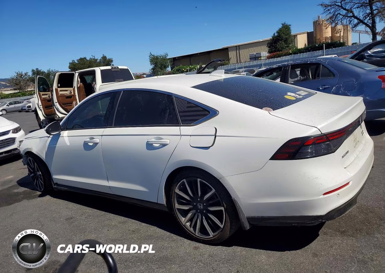 2024 Honda Accord Touring Hybrid VIN:1HGCY2F84RA033820 - 2