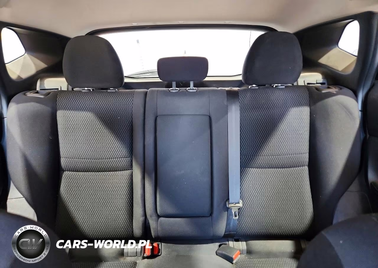2018 Nissan Rogue Sport S VIN:JN1BJ1CR1JW254212 - 10