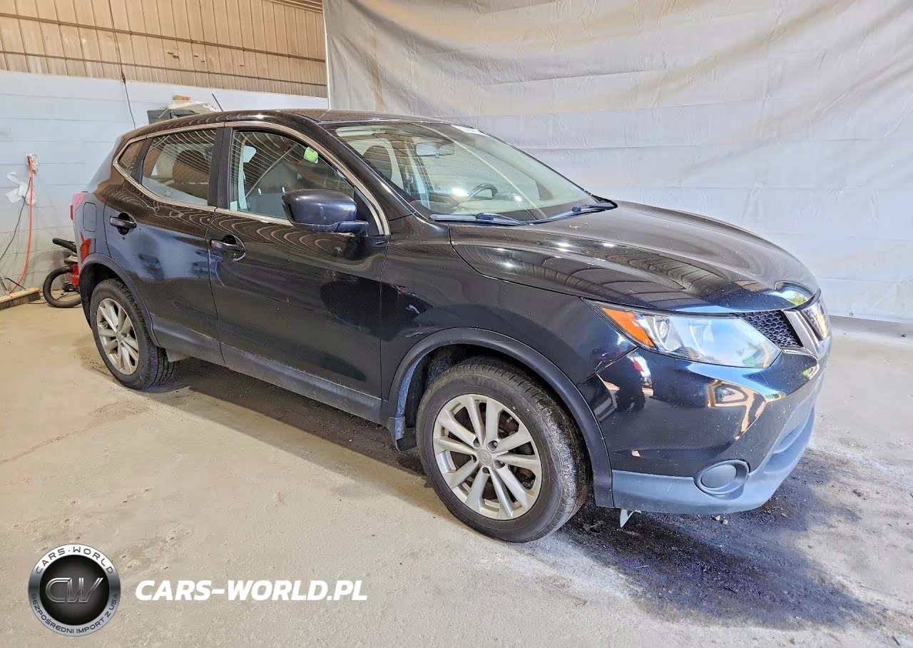 2018 Nissan Rogue Sport S VIN:JN1BJ1CR1JW254212 - 4