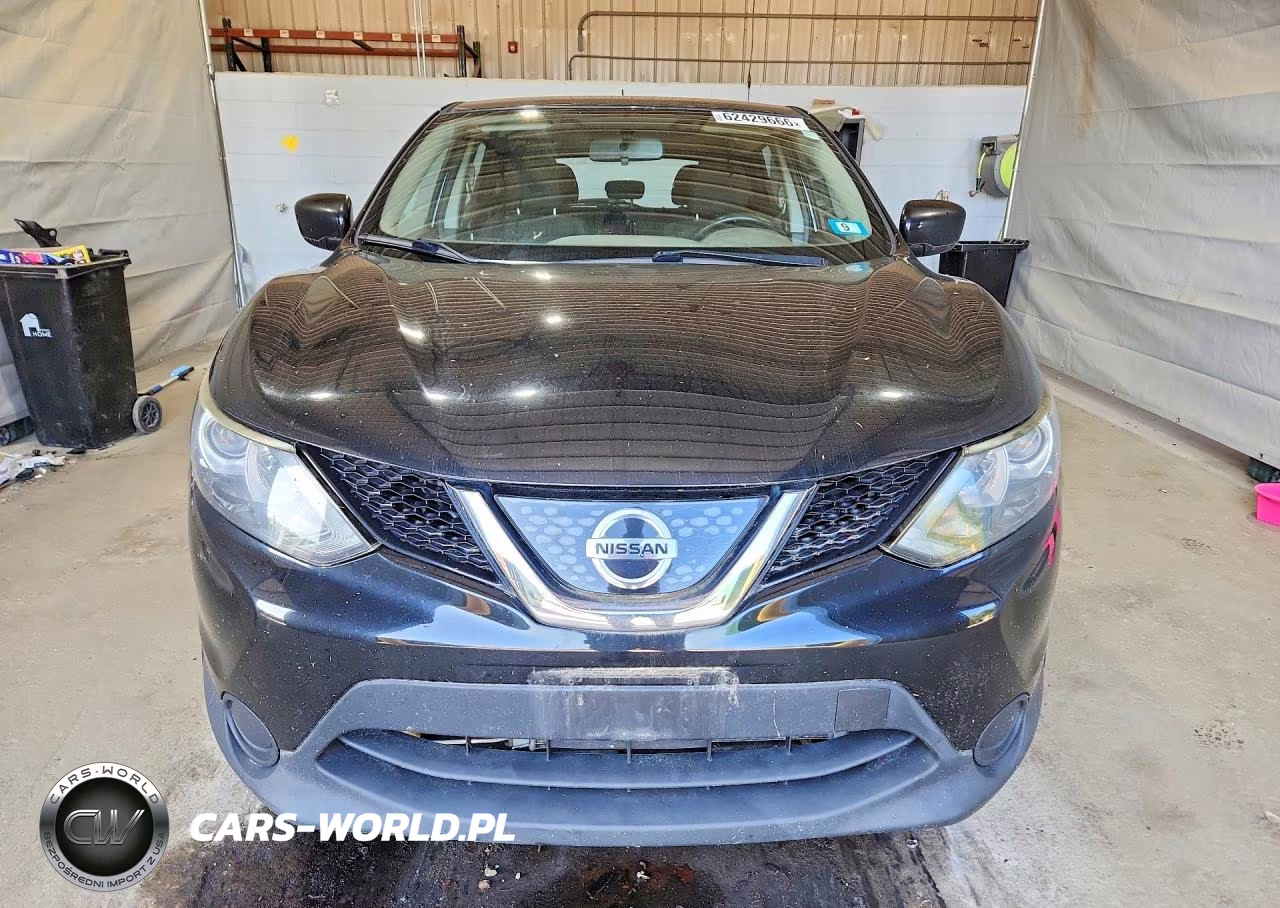 2018 Nissan Rogue Sport S VIN:JN1BJ1CR1JW254212 - 5
