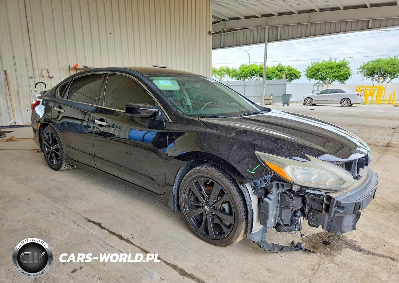 2017 Nissan Altima 2.5 Sr VIN:1N4AL3AP1HC258617 - 4