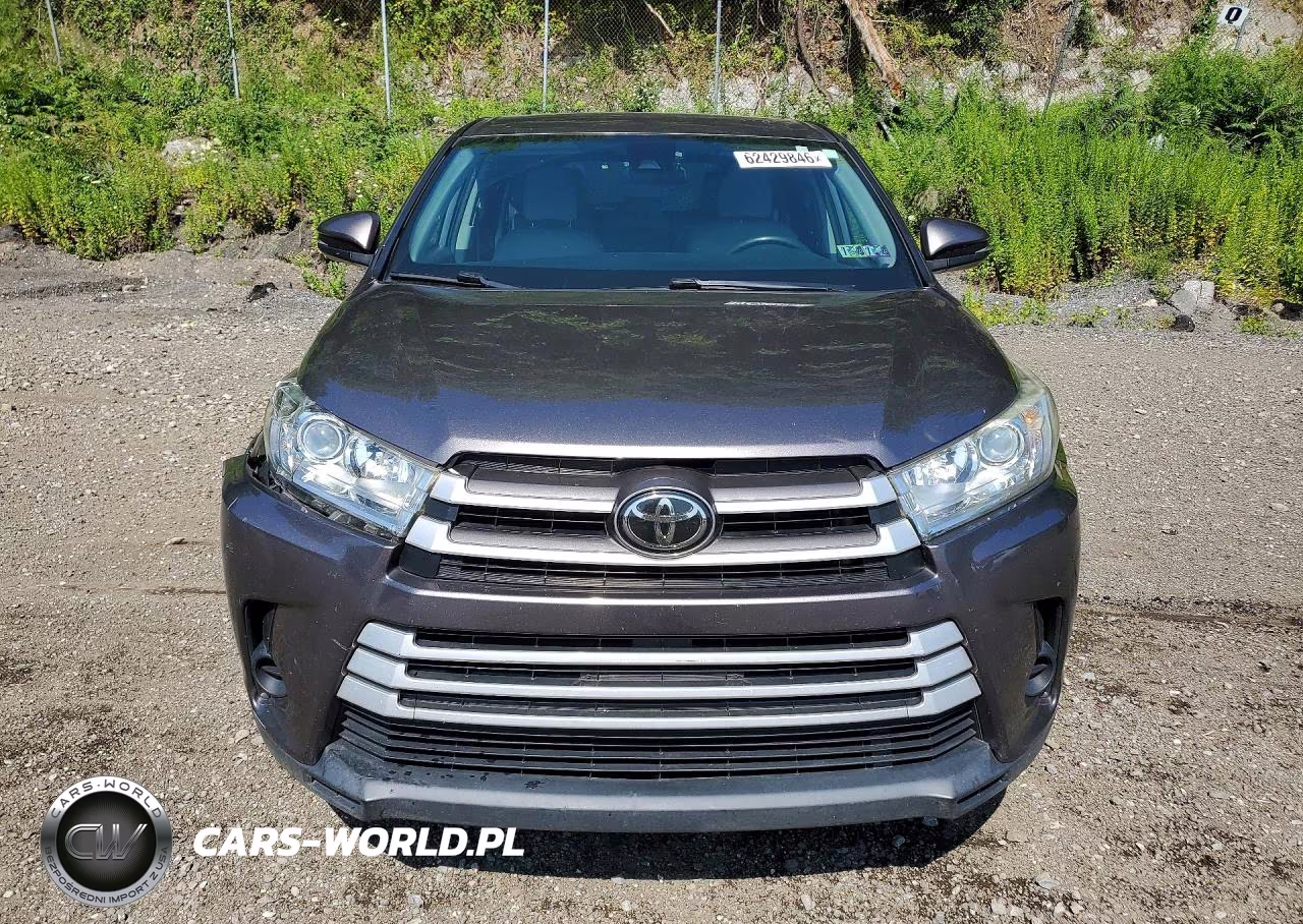 2019 Toyota Highlander Le VIN:5TDBZRFH3KS962468 - 5