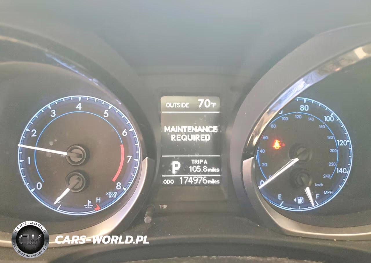 2015 Toyota Corolla S Plus VIN:2T1BURHE2FC375100 - 9