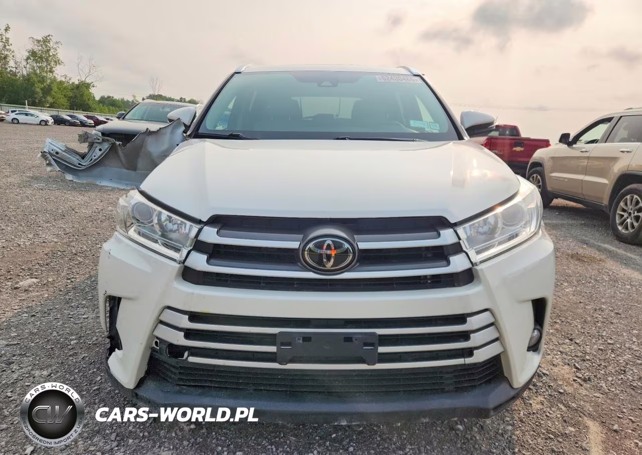 2019 Toyota Highlander Xle VIN:5TDJZRFH0KS570818 - 5