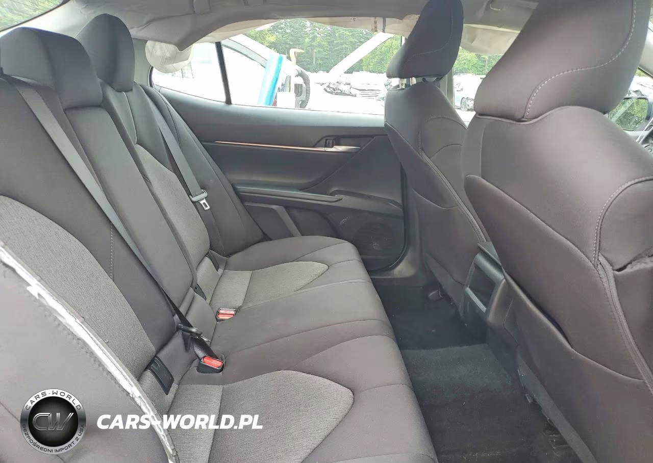 2024 Toyota Camry Le VIN:4T1C11BK2RU112945 - 10