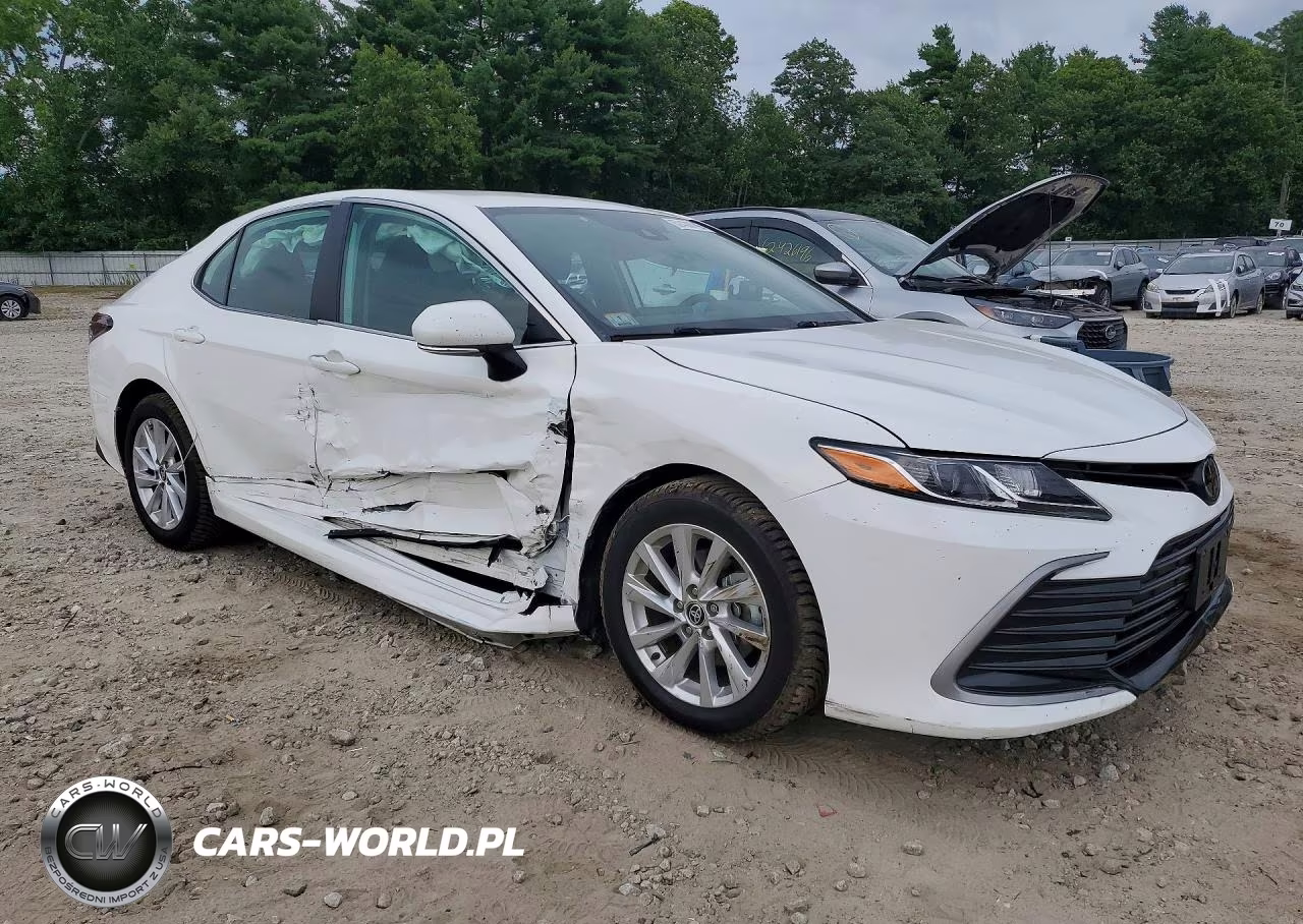 2024 Toyota Camry Le VIN:4T1C11BK2RU112945 - 4