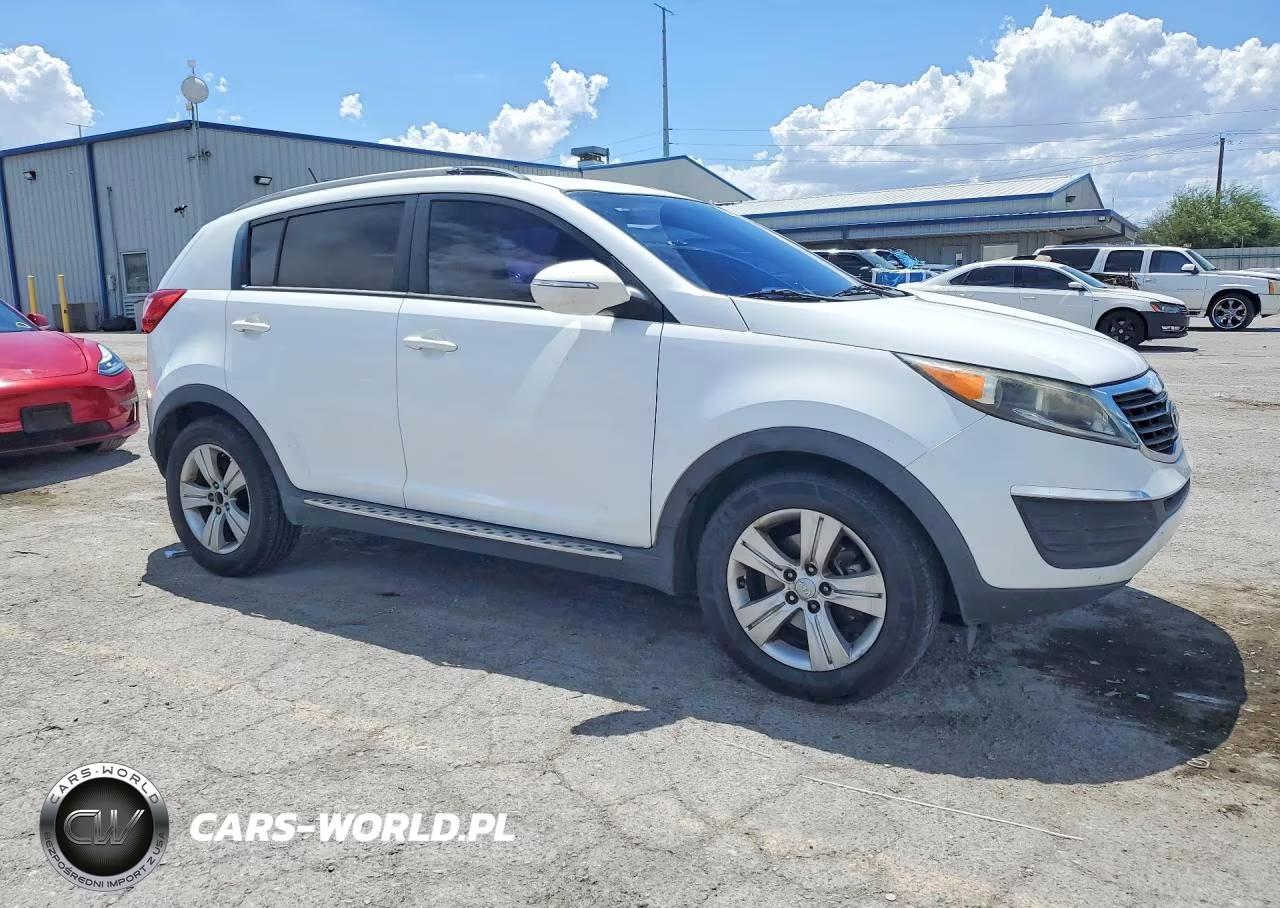 2013 Kia Sportage Lx VIN:KNDPB3A24D7494175 - 4