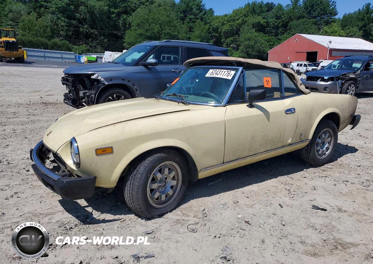 1982 Fiat 124 Spider – zdjęcie 1 z 13