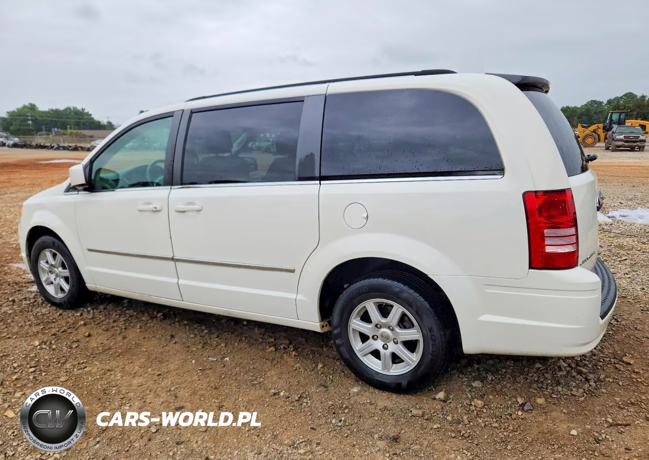 2010 Chrysler Town & Country Touring VIN:2A4RR5D17AR466829 - 2