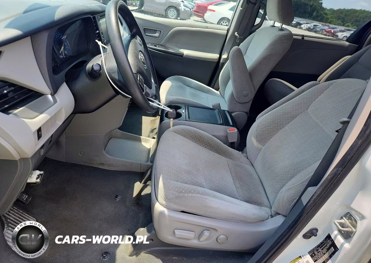 2020 Toyota Sienna Le VIN:5TDKZ3DC8LS023239 - 7
