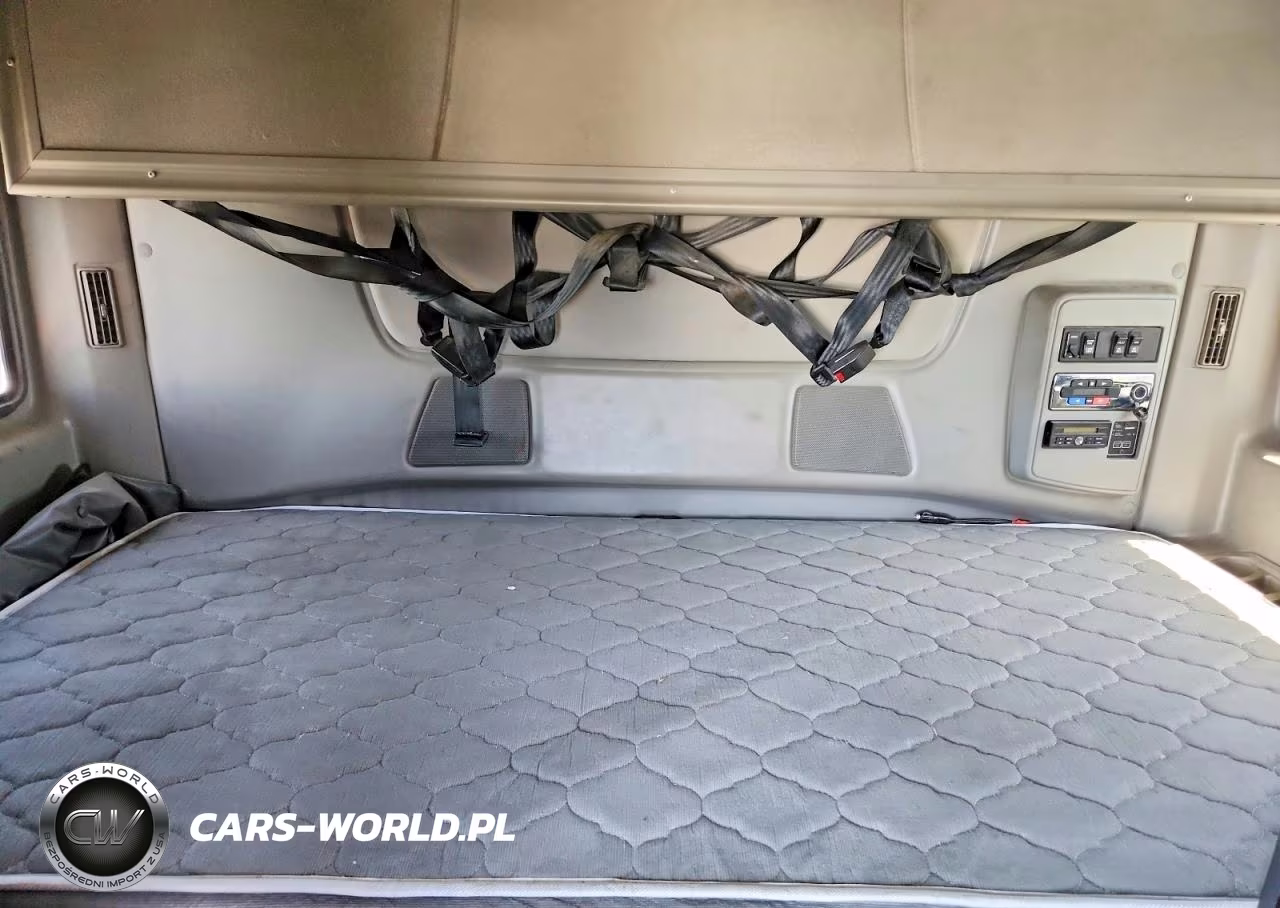 2014 International Prostar - Box Truck VIN:3HSDJSJR5EN492800 - 10