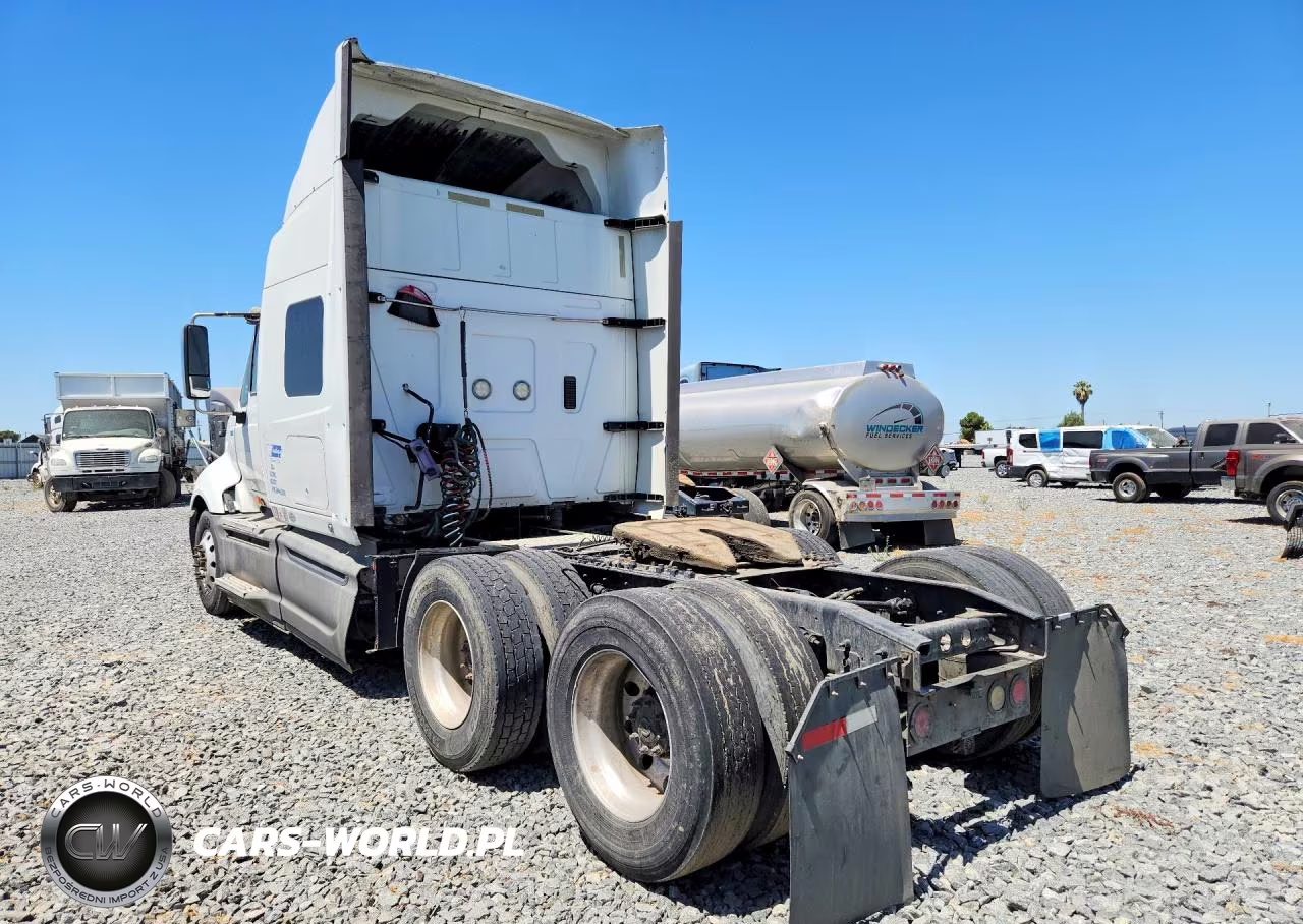 2014 International Prostar - Box Truck VIN:3HSDJSJR5EN492800 - 2