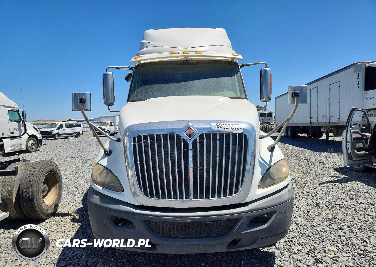 2014 International Prostar - Box Truck VIN:3HSDJSJR5EN492800 - 5