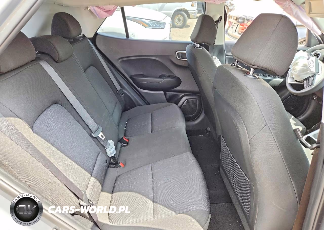 2022 Hyundai Venue Se VIN:KMHRB8A3XNU201716 - 11