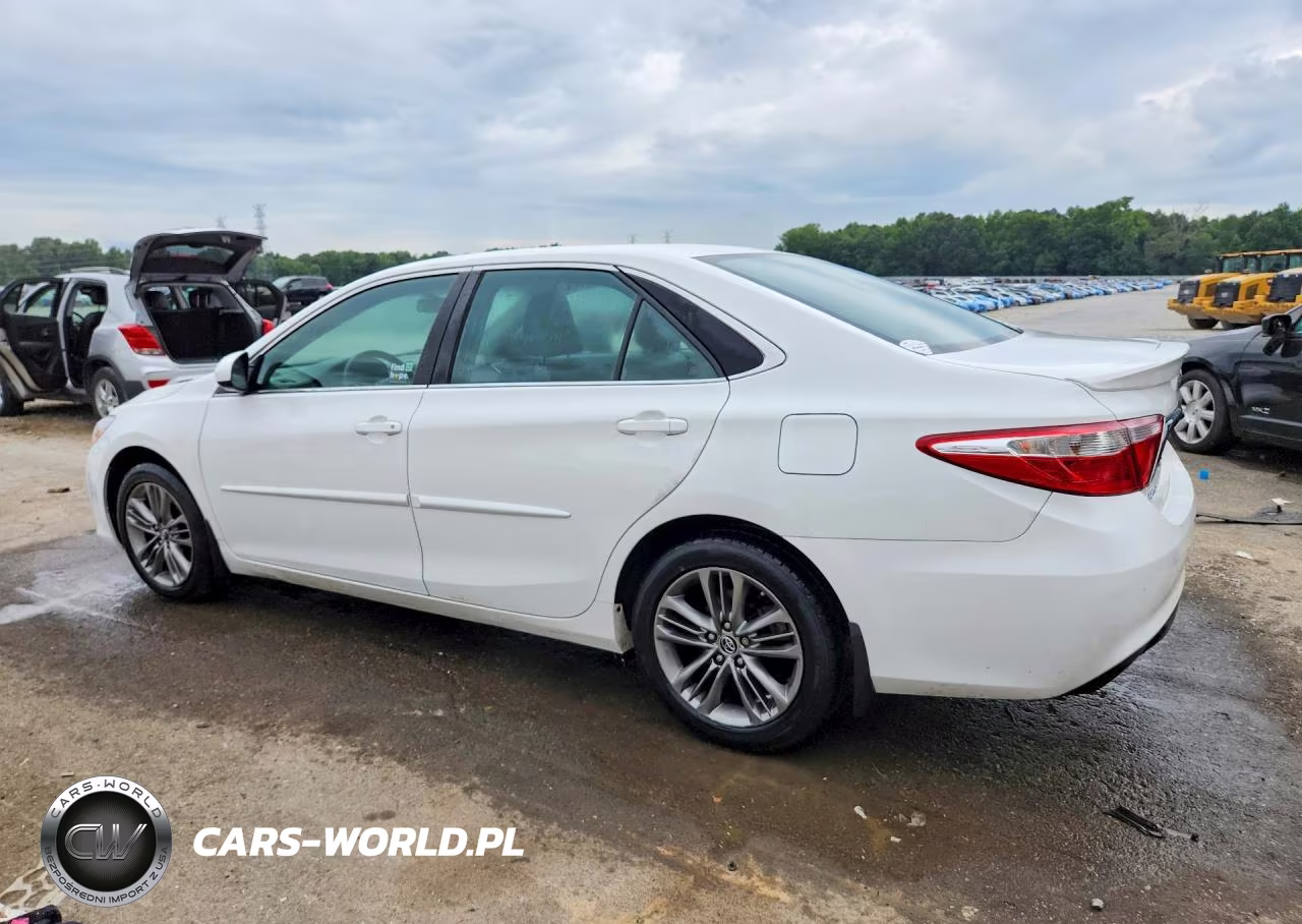 2015 Toyota Camry Se VIN:4T1BF1FK7FU110689 - 2