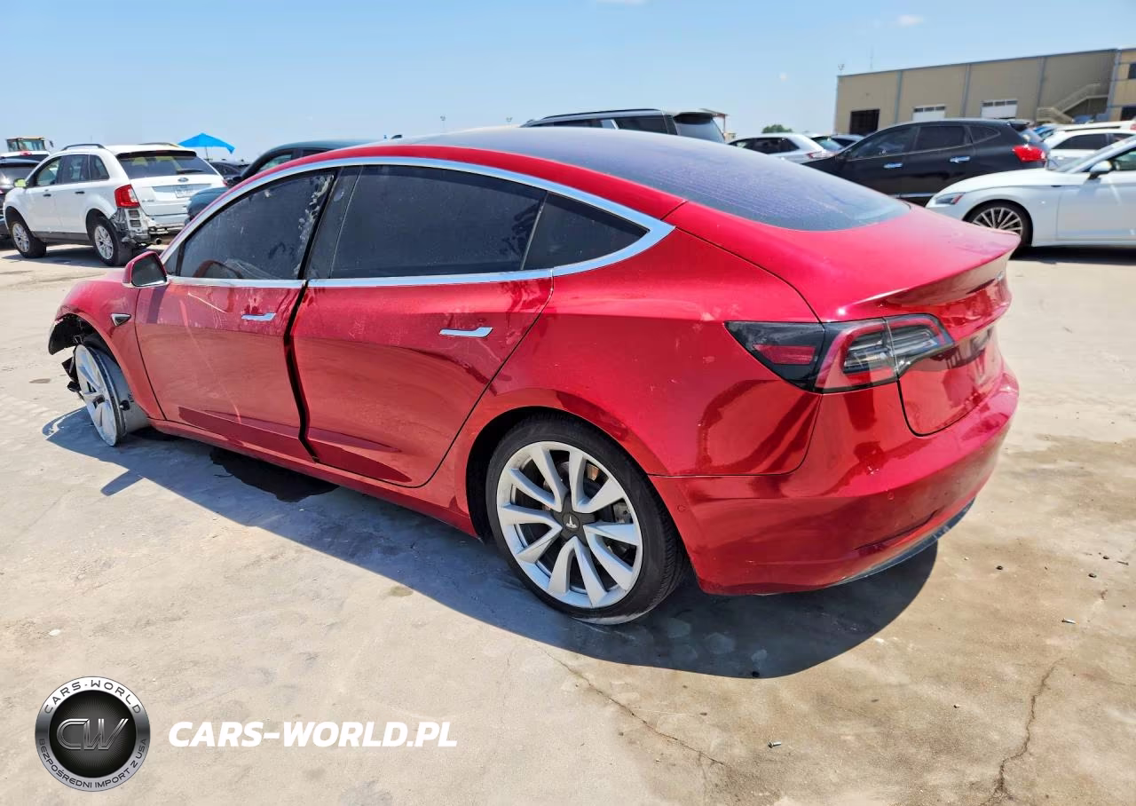 2018 Tesla Model 3 VIN:5YJ3E1EA5JF015439 - 2