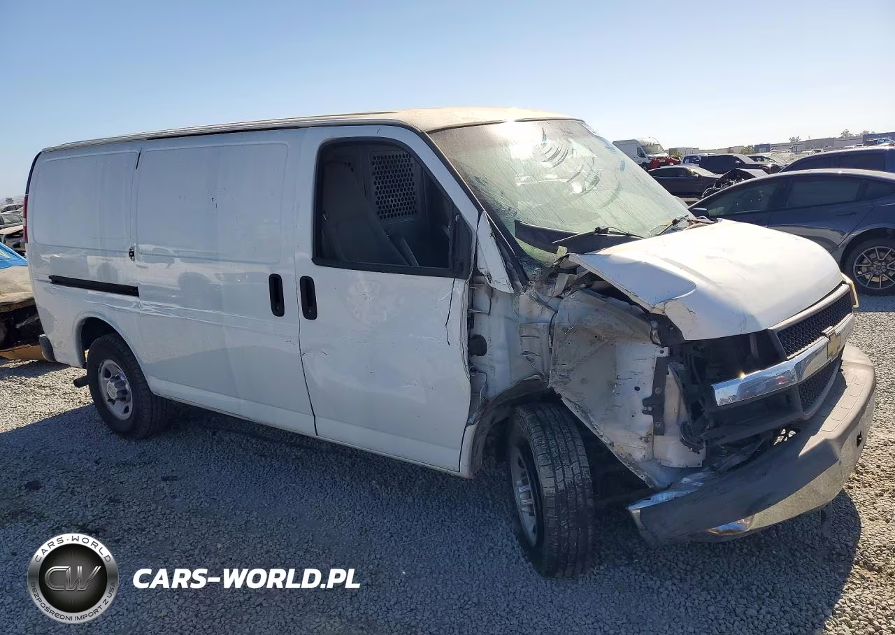 2014 Chevrolet Express G2500 VIN:1GCWGFCA4E1195017 - 4