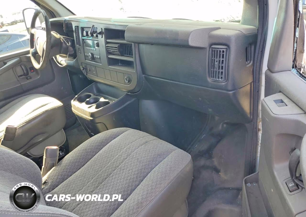 2014 Chevrolet Express G2500 VIN:1GCWGFCA4E1195017 - 8