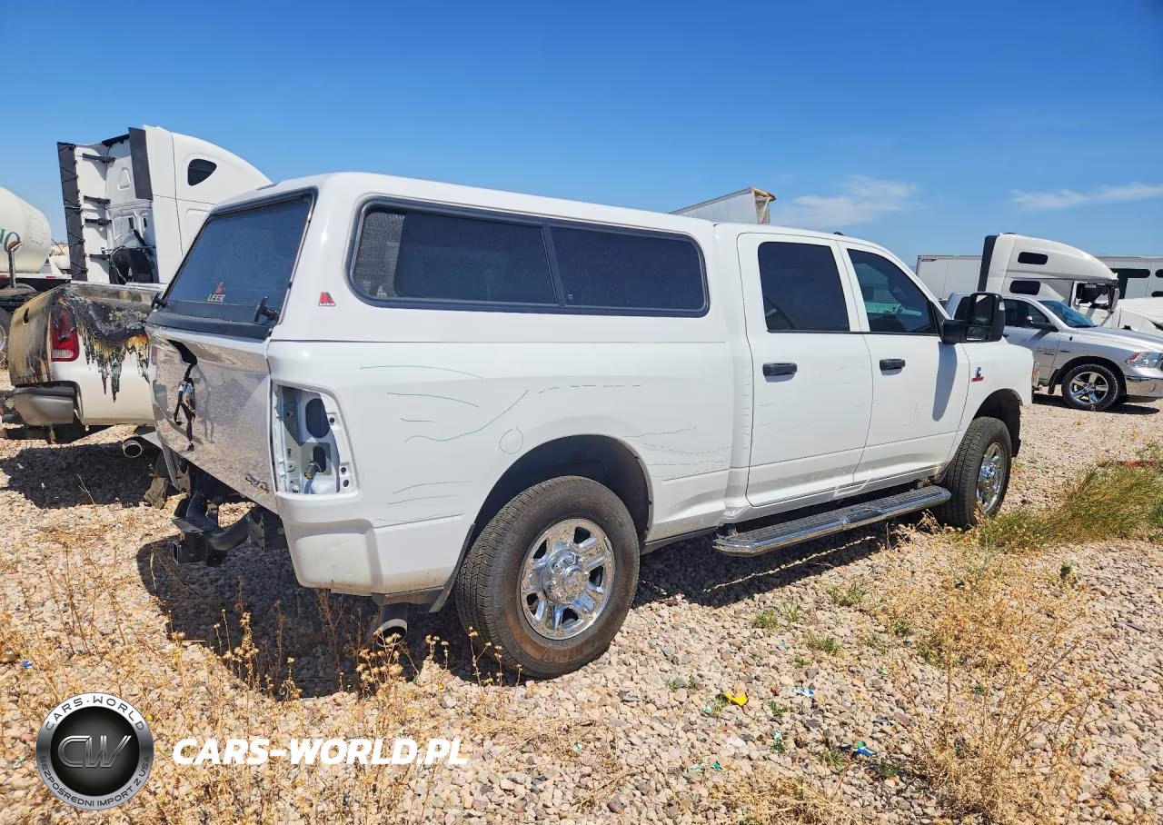 2024 Ram 2500 Tradesman VIN:3C6UR5CL0RG416074 - 3