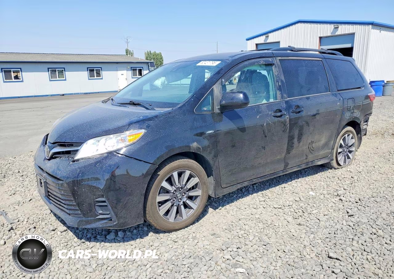 2018 Toyota Sienna Le