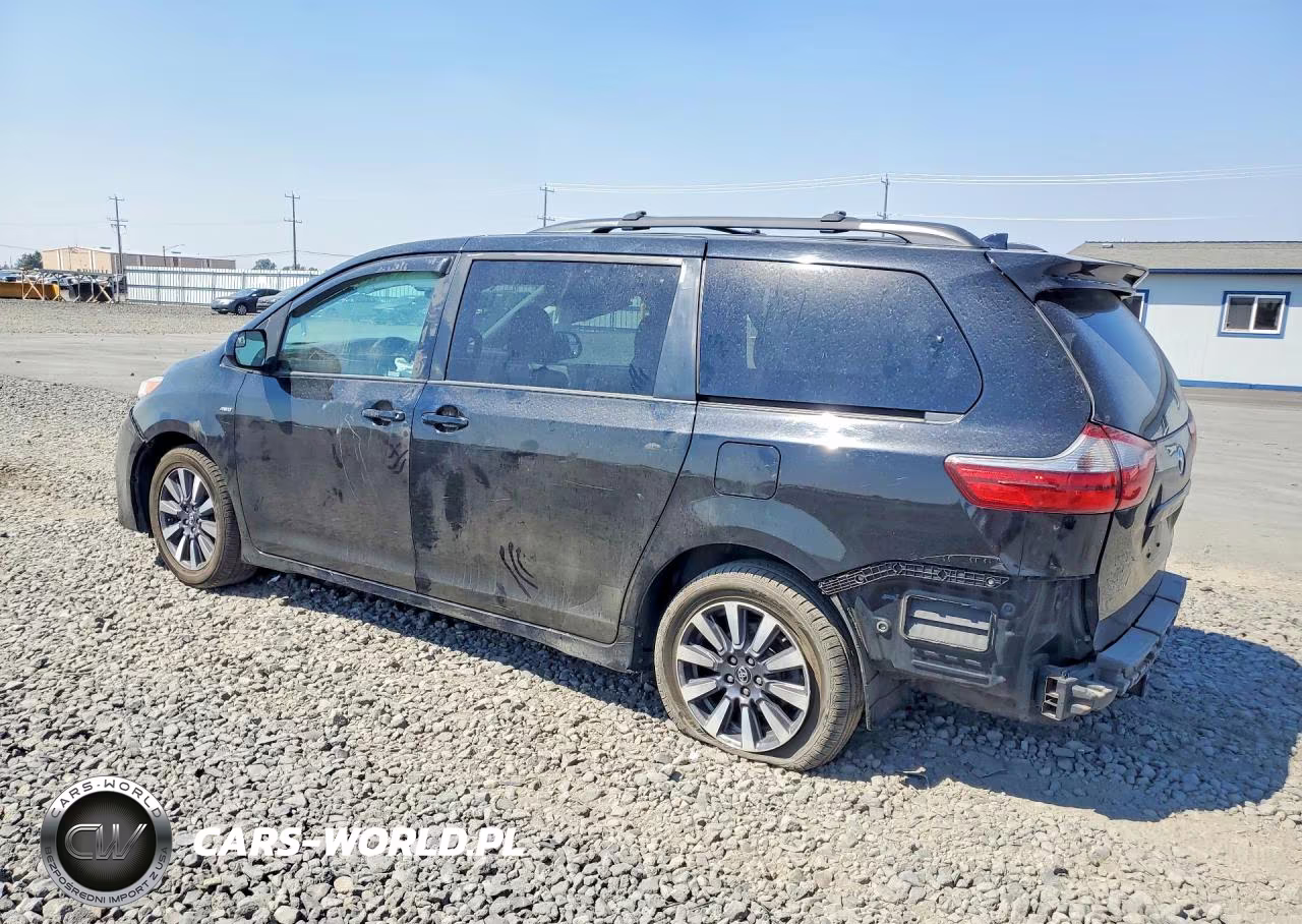 2018 Toyota Sienna Le VIN:5TDJZ3DC0JS207101 - 2