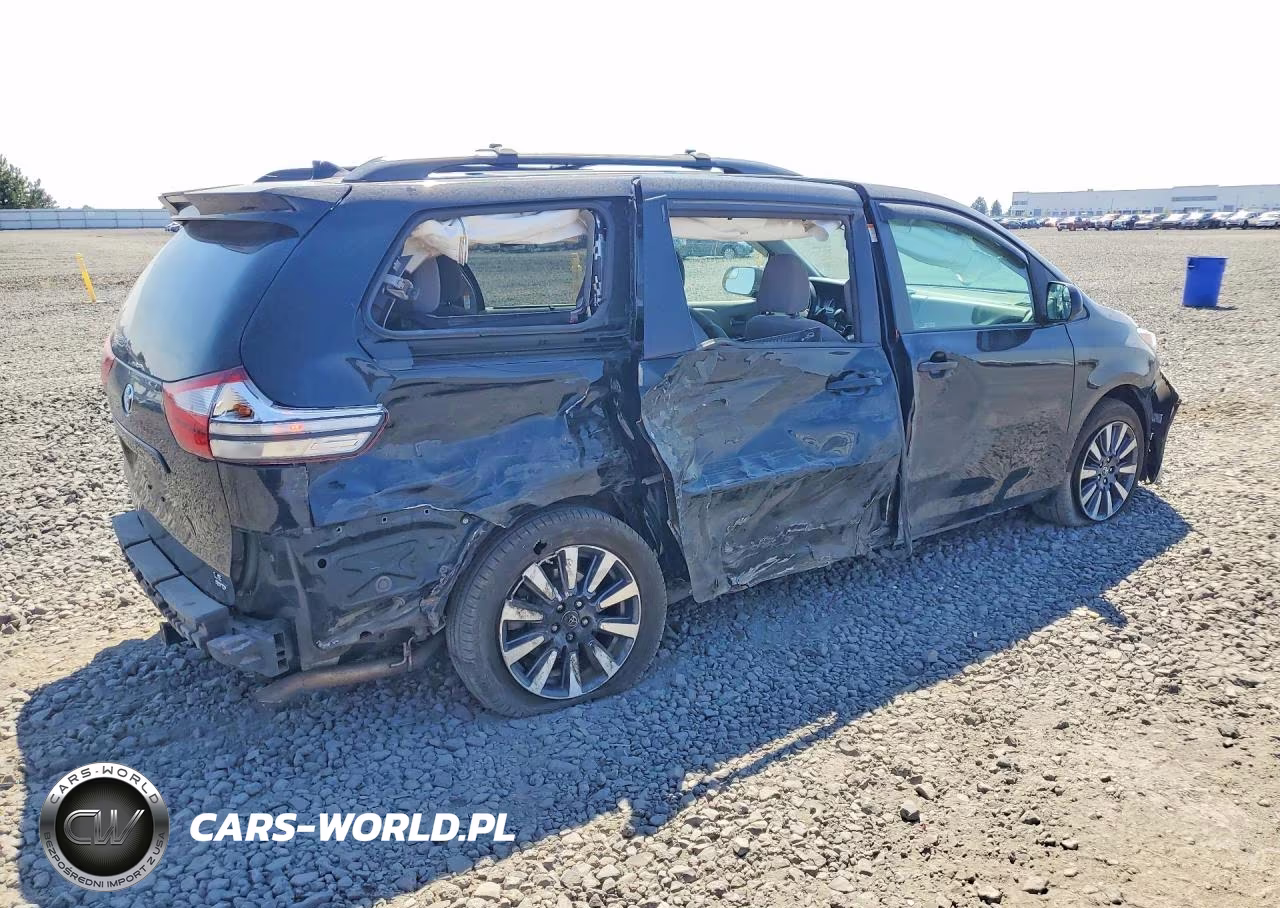 2018 Toyota Sienna Le VIN:5TDJZ3DC0JS207101 - 3