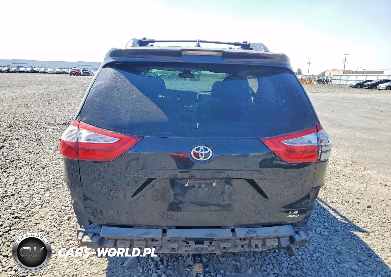 2018 Toyota Sienna Le VIN:5TDJZ3DC0JS207101 - 6
