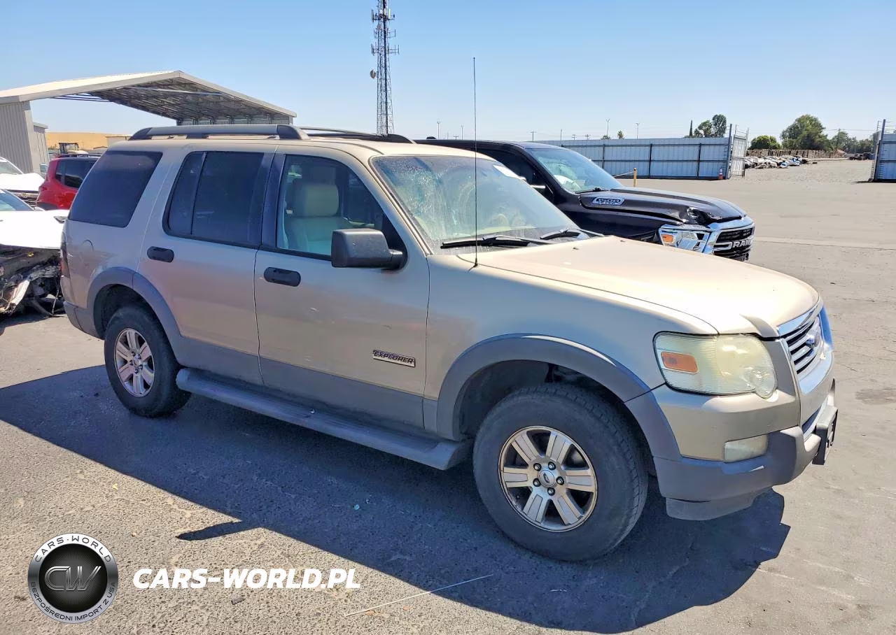 2006 Ford Explorer Xlt VIN:1FMEU73E26UB58802 - 4