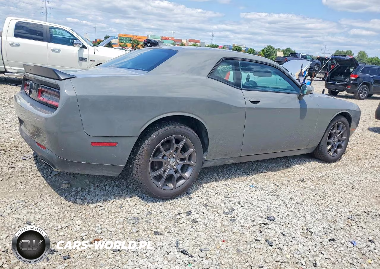 2018 Dodge Challenger Gt VIN:2C3CDZGG5JH252773 - 3