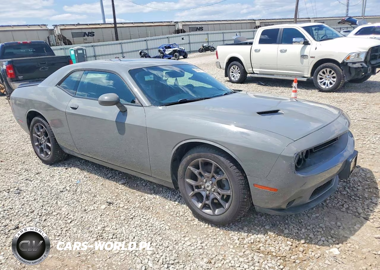 2018 Dodge Challenger Gt VIN:2C3CDZGG5JH252773 - 4