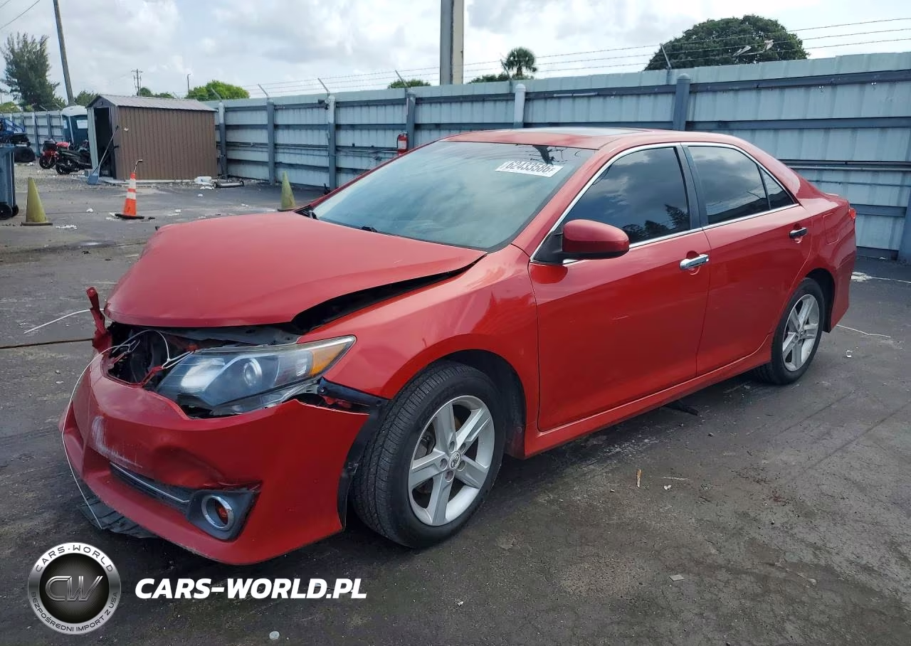 2012 Toyota Camry Se – zdjęcie 1 z 12