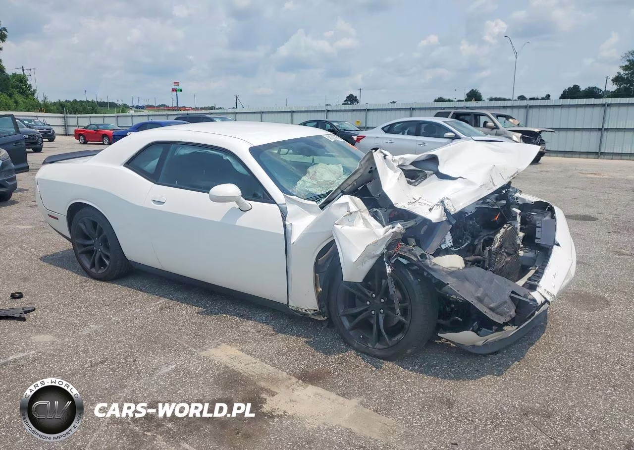 2016 Dodge Challenger Sxt VIN:2C3CDZAG8GH200068 - 4