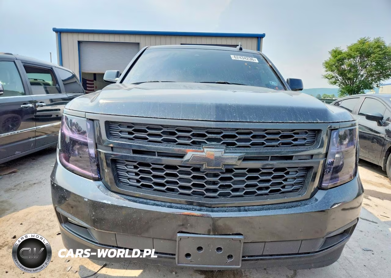 2019 Chevrolet Suburban K1500 Lt VIN:1GNSKHKCXKR113663 - 5