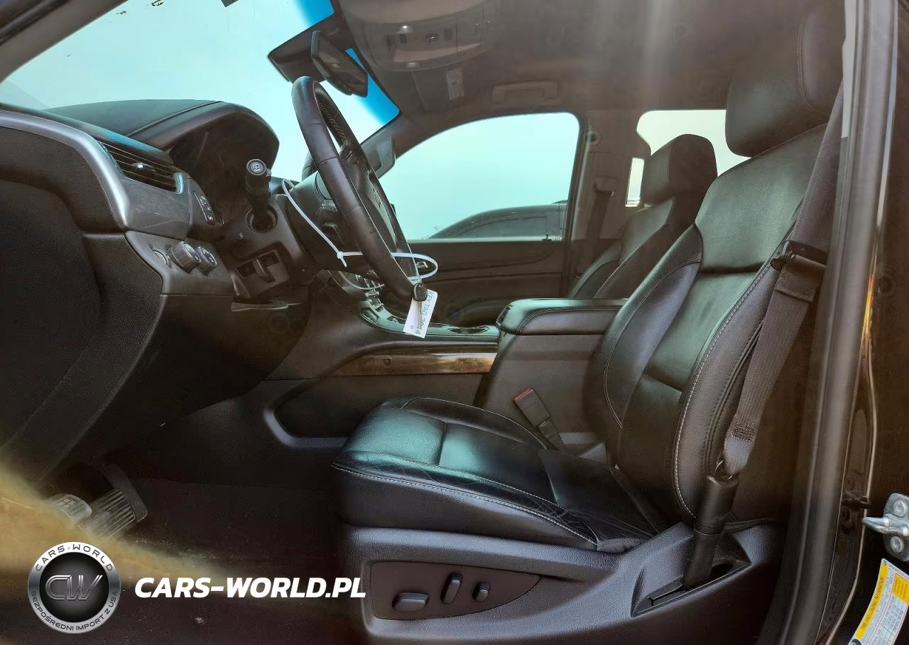 2019 Chevrolet Suburban K1500 Lt VIN:1GNSKHKCXKR113663 - 7