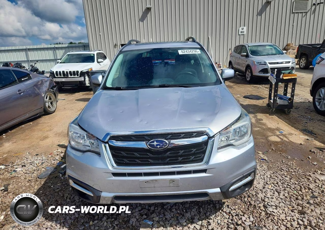 2017 Subaru Forester 2.5I Premium VIN:JF2SJAEC8HH802860 - 5
