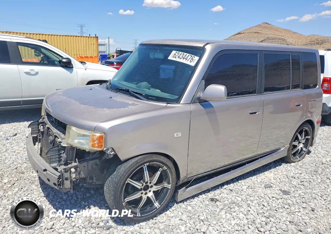 2005 Toyota Scion Xb