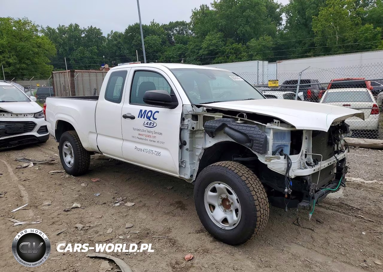 2018 Toyota Tacoma VIN:5TFRX5GN0JX123095 - 4