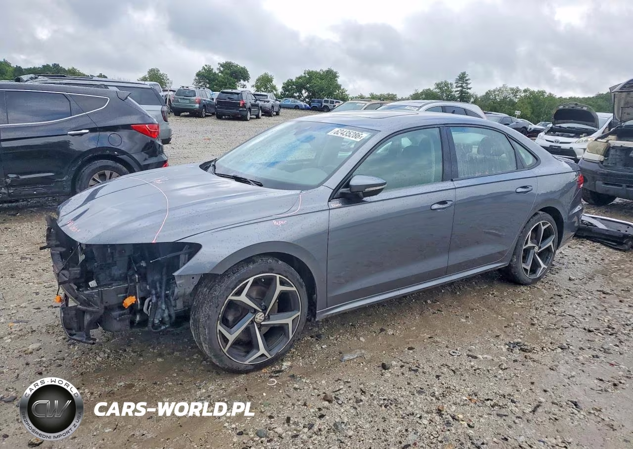 2020 Volkswagen Passat R-Line – zdjęcie 1 z 13