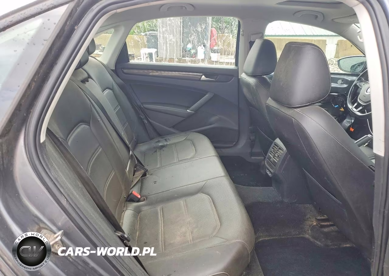 2020 Volkswagen Passat R-Line VIN:1VWMA7A35LC011270 - 10