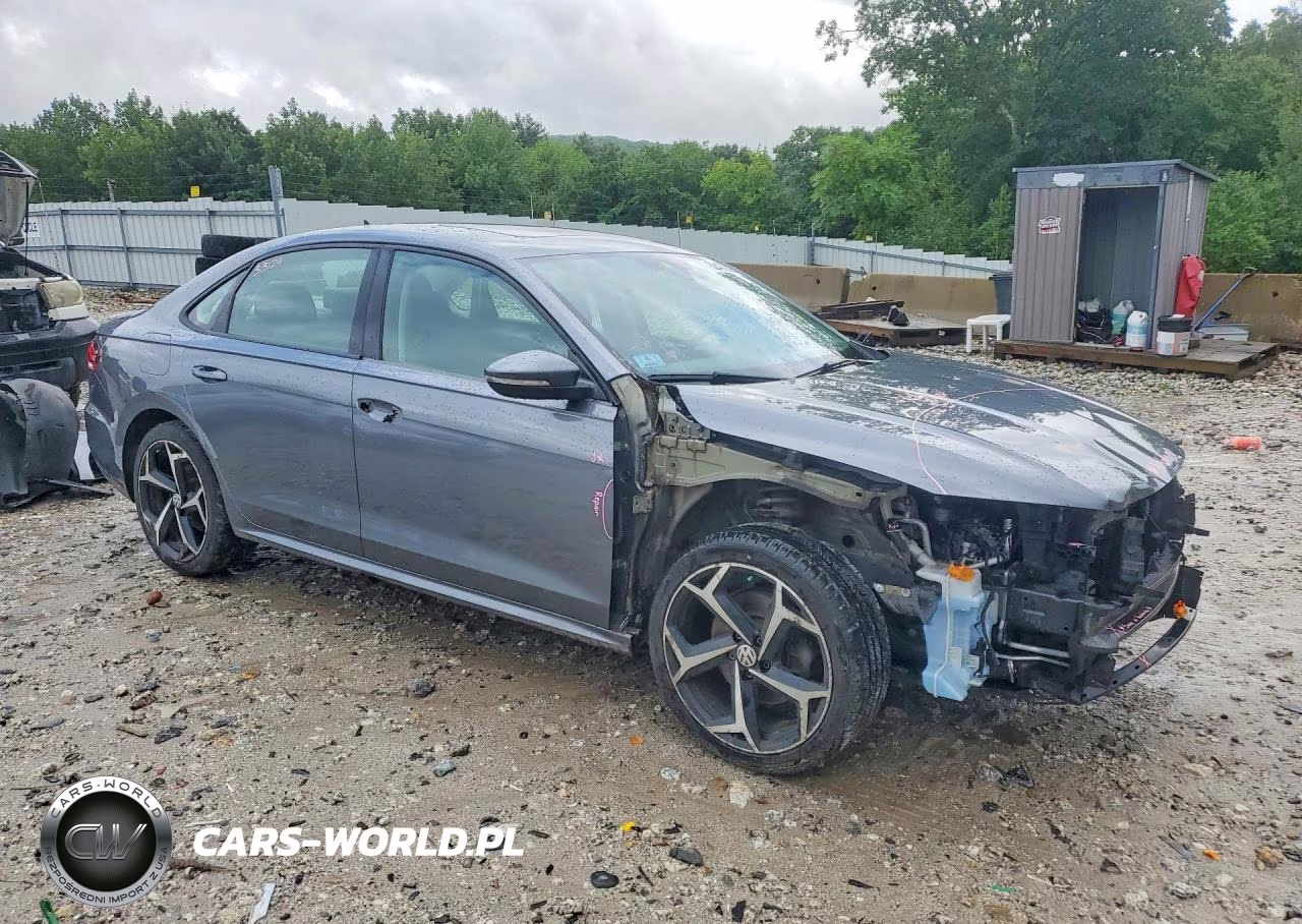 2020 Volkswagen Passat R-Line VIN:1VWMA7A35LC011270 - 4