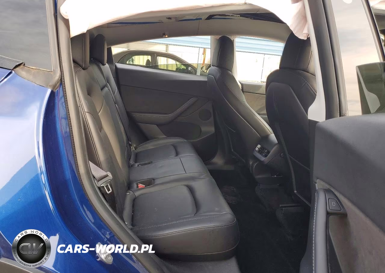 2021 Tesla Model Y VIN:5YJYGDEE8MF279232 - 10