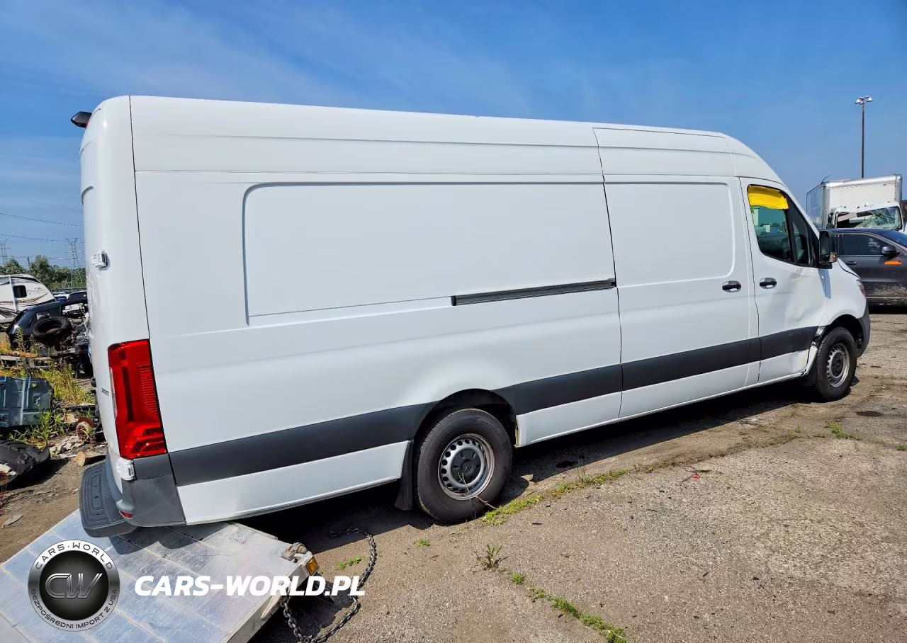 2023 Mercedes-Benz Sprinter 2500 Delivery Van VIN:W1Y4NDHY2PT122741 - 3