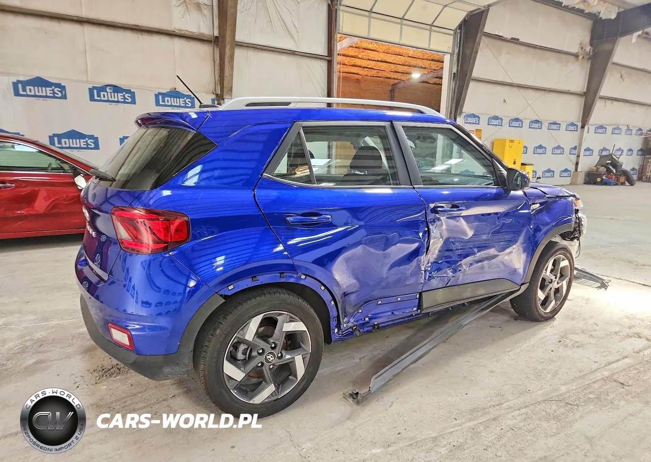 2025 Hyundai Venue Sel VIN:KMHRC8A37SU406693 - 3