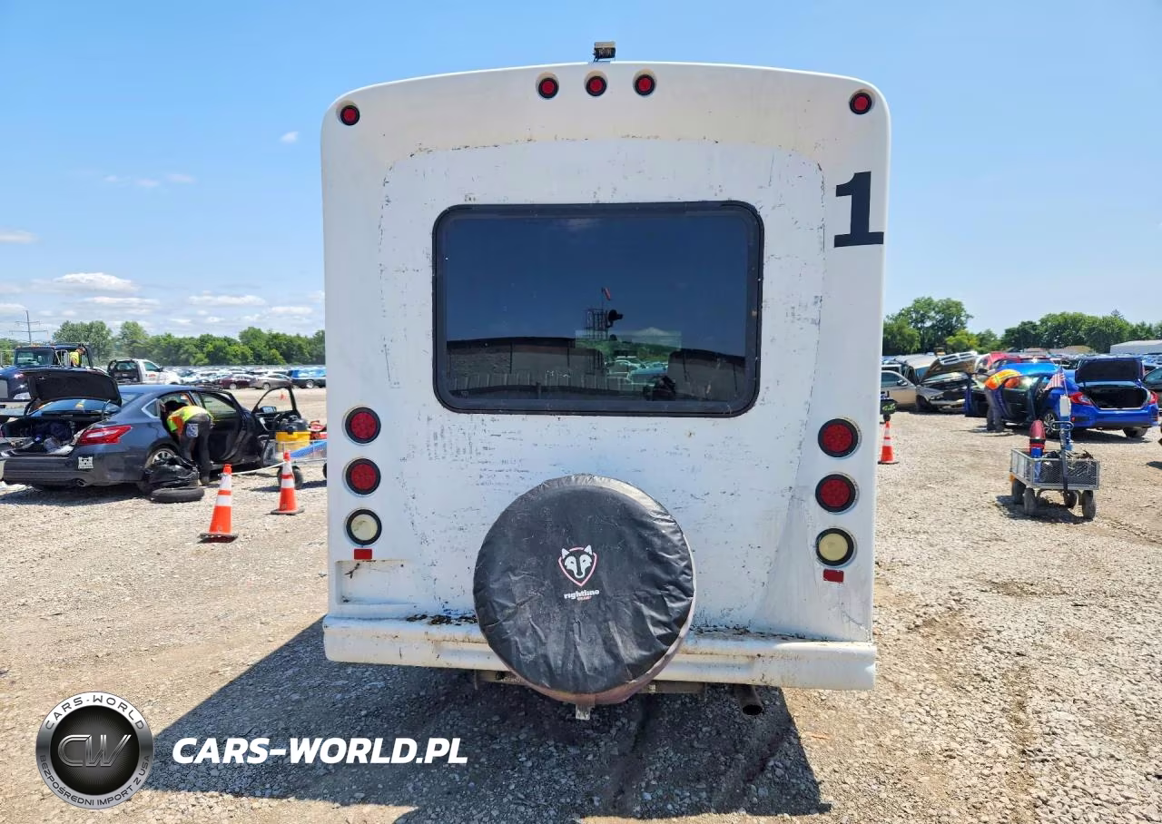2013 Ford Econoline E350 Super Duty Cutaway Van VIN:1FDWE3FL0DDA25182 - 6