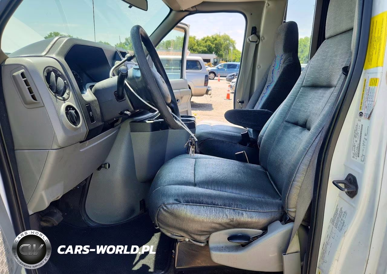 2013 Ford Econoline E350 Super Duty Cutaway Van VIN:1FDWE3FL0DDA25182 - 7