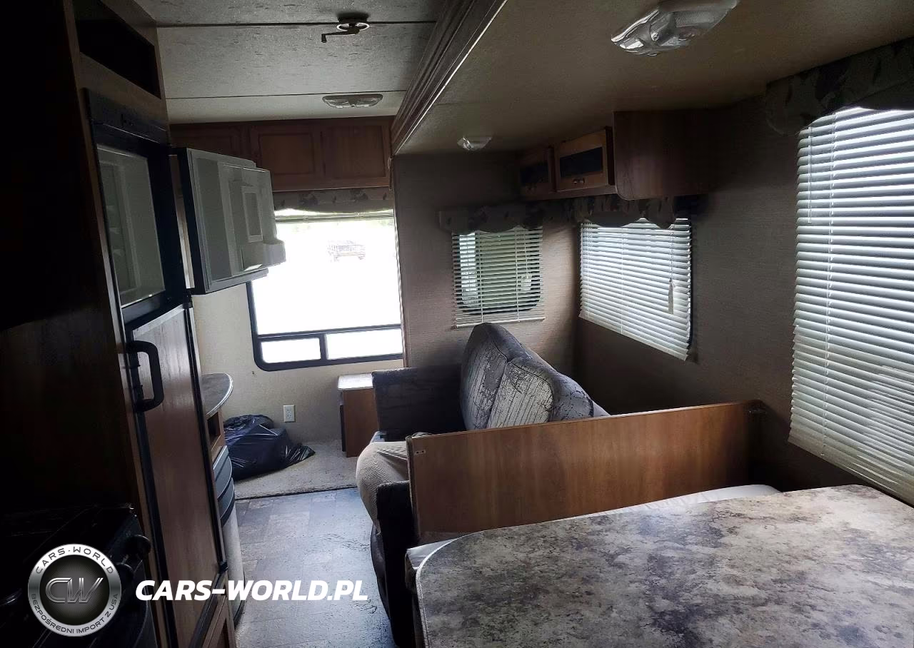 2014 Catalina Coachmen VIN:5ZT2CAVB8ET005239 - 6