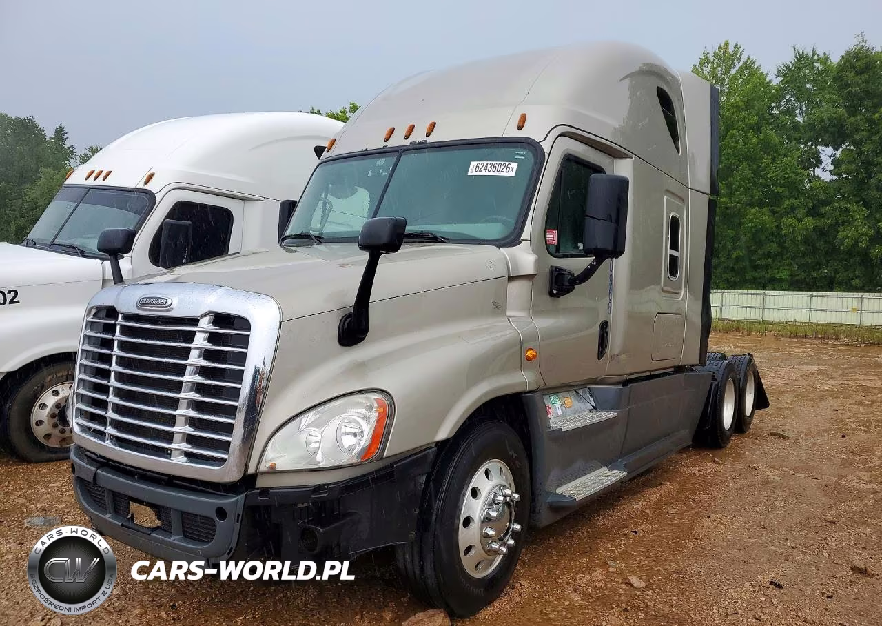 2015 Freightliner Cascadia Semi Truck – zdjęcie 1 z 13